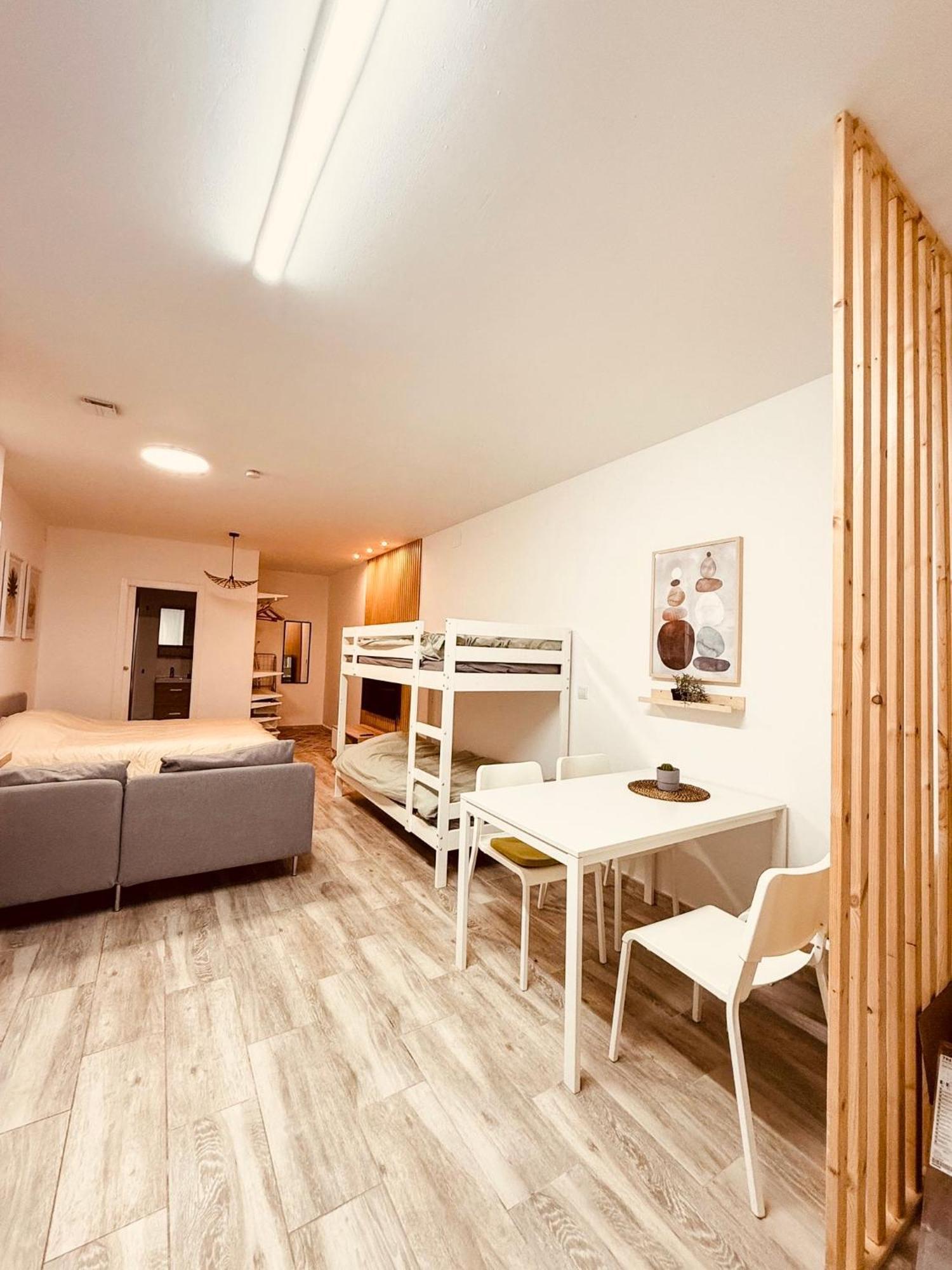 El Apartamentito De Zamarrilla Parking Gratis Incluido Málaga Exterior foto